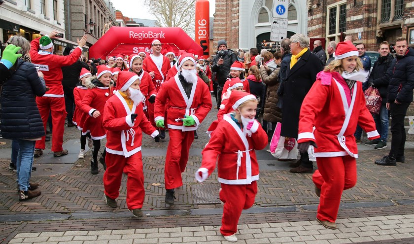 Eerste Santa Run van Woerden