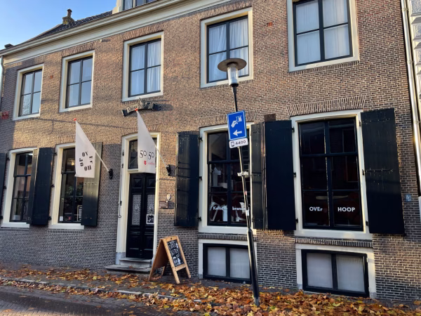 OVErHOOP Koffiebranderij en koffiebar BArISTA’s