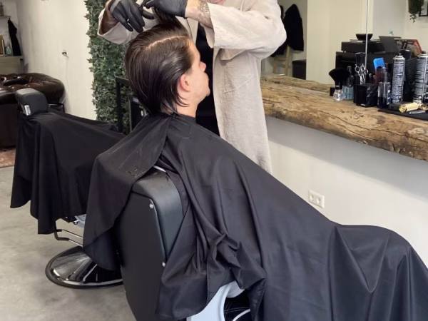 Roliskos Barbershop