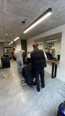 Roliskos Barbershop
