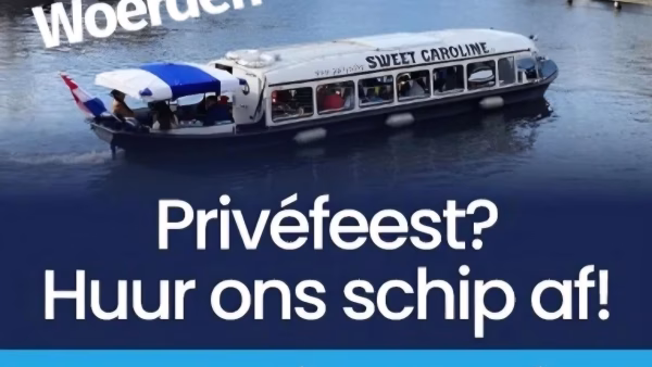 Varen door Woerden met partyschip Sweet Caroline