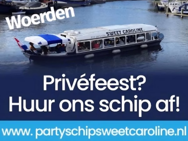 Varen door Woerden met partyschip Sweet Caroline