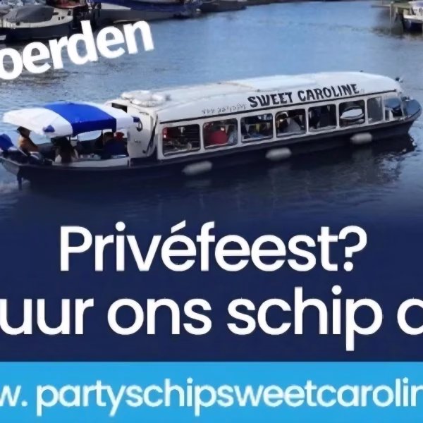 Varen door Woerden met partyschip Sweet Caroline